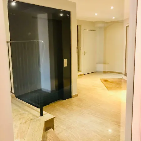 Chateau - Vieux Apartment *
