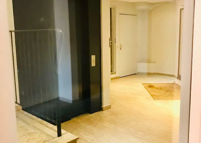 Chateau - Vieux Apartmán *